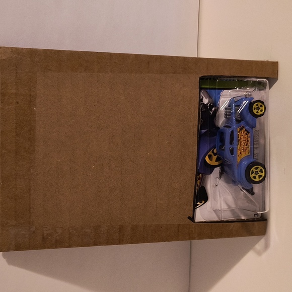 D1 Hot Wheels Passin Gasser with shipping protector - Picture 3 of 3